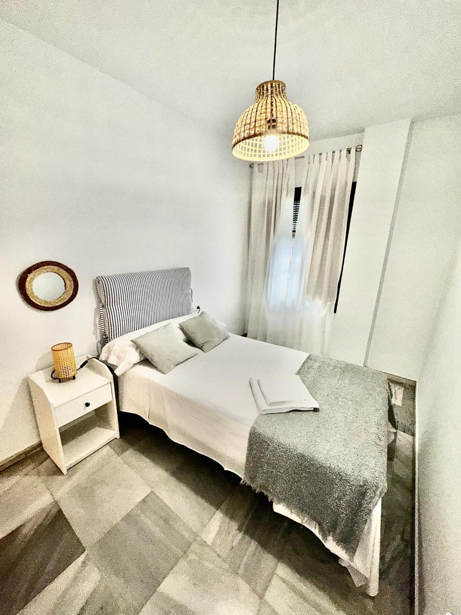 Апартаменты Apartamento Arellano Кармона Экстерьер фото