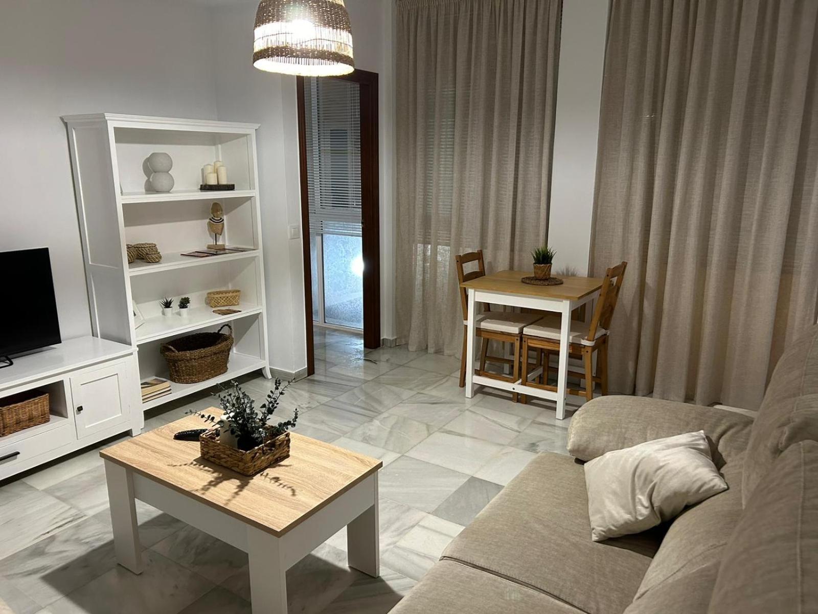 Апартаменты Apartamento Arellano Кармона Экстерьер фото